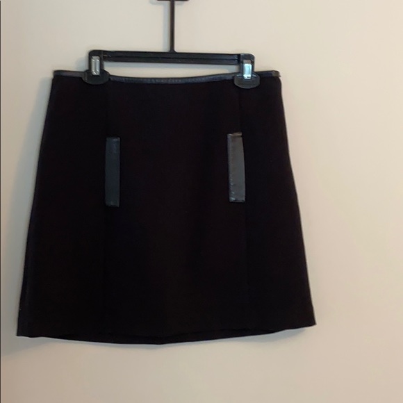 Skirt - Picture 3 of 4